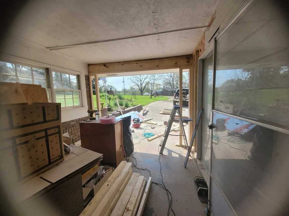 Air movers and dehumidifier for Drying & Dehumidification in Corbin